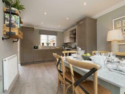 3 Bedroom Detached House For Sale In
Drayton