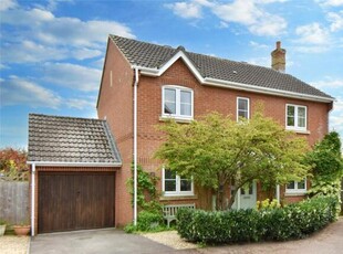 3 Bedroom Detached House For Sale In Pewsey, Wiltshire