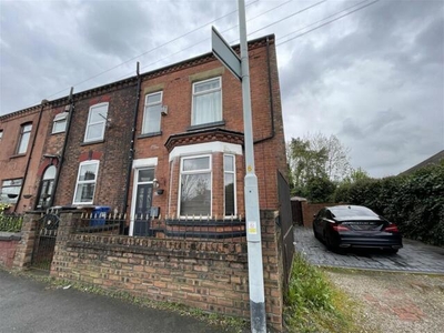 3 Bedroom End Of Terrace House For Rent In Bredbury, Stockport