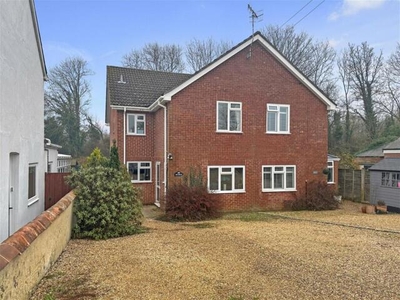 3 Bedroom House Salisbury Wiltshire