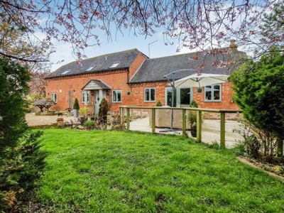 3 Bedroom House Upton Upon Severn Worcestershire