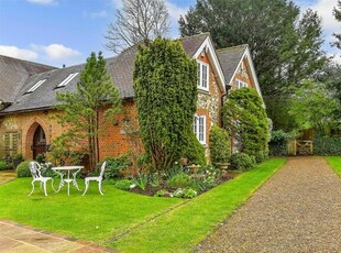 3 Bedroom Mews Property For Sale In Chipstead