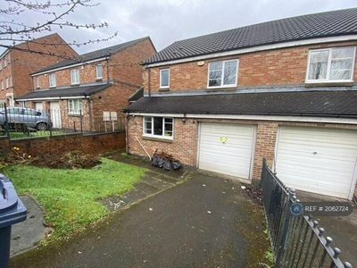 3 Bedroom Semi-detached House For Rent In Gateshead