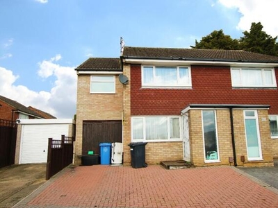 3 Bedroom Semi-detached House For Sale In Kettering, Northamptonshire