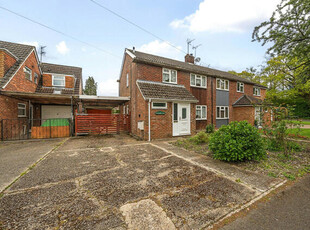 3 Bedroom Semi-detached House For Sale In Mortimer, Reading