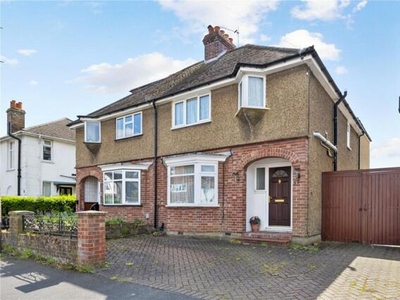 3 Bedroom Semi-detached House For Sale In Walton-on-thames, Surrey