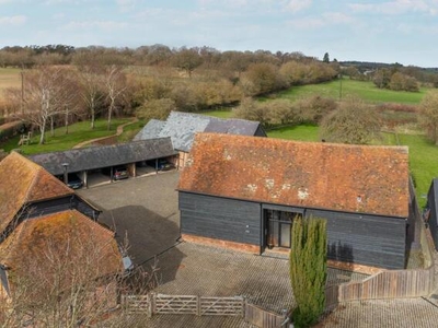 4 Bedroom Barn Conversion For Sale In Langley, Hitchin