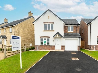 4 Bedroom Detached House For Sale In 112 Centenary Way