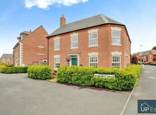 4 Bedroom Detached House For Sale In Off The Long Shoot