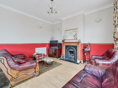 4 Bedroom End Of Terrace House For Sale In Catford, London