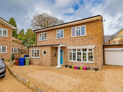 4 Bedroom House Camberley Hampshire