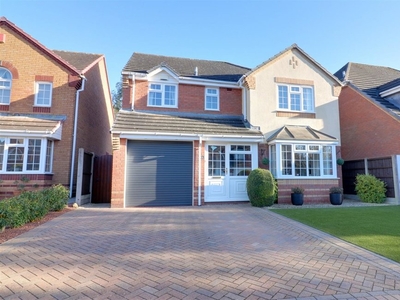 4 bedroom House - Detached for sale in Cannock
