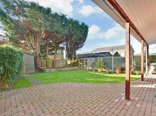 4 Bedroom Link Detached House For Sale In North Weald, Epping