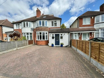 4 Bedroom Semi-detached House For Sale In Shirley