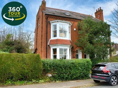 4 Bedroom Semi-detached House For Sale In South Knighton