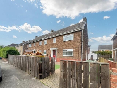 4 Bedroom Semi-detached House For Sale In Stockton, Stockton-on-tees