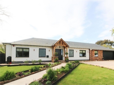 5 bed detached bungalow for sale in North Berwick