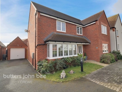 5 bedroom House - Detached for sale in Cheshire