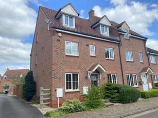 5 Bedroom Semi-detached House For Sale In Tewkesbury, Gloucestershire