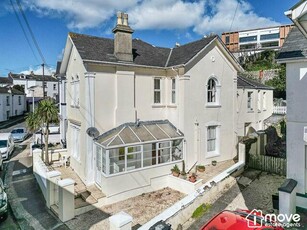 5 Bedroom Semi-detached House For Sale In Torquay