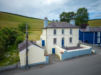 5 Bedroom Town House For Sale In Aberaeron