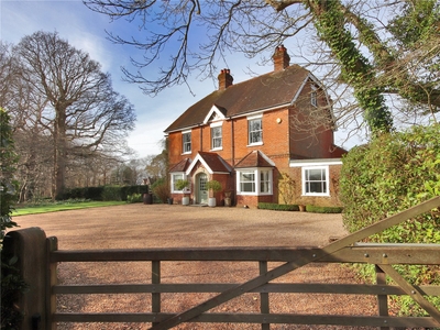 5.86 acres, Station Road, Stonegate, Wadhurst, TN5, East Sussex
