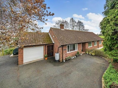6 Bedroom Bungalow Hereford Herefordshire