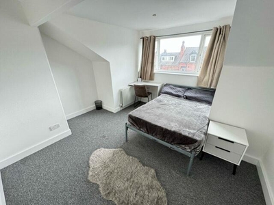 6 Bedroom House Share For Rent In Burley, Leeds