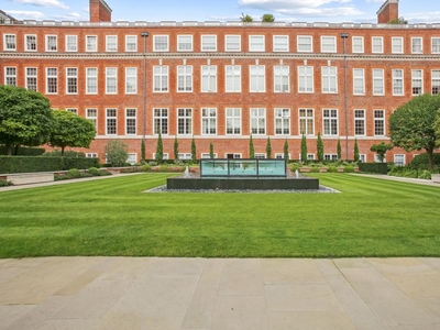 6 bedroom luxury Apartment for sale in London, United Kingdom