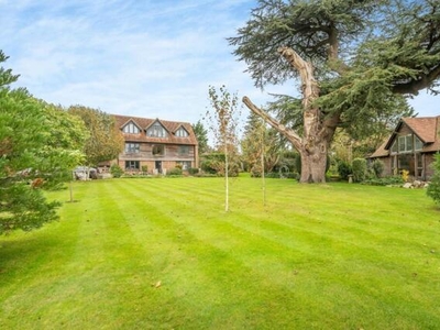 8 Bedroom House Chichester Chichester