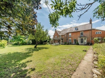 9 Bedroom Detached House For Sale In Old Town