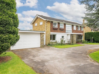 Luxury Detached House for sale in Lower Kingswood, United Kingdom