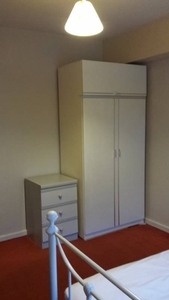 Room in a Shared House, Lindinis Avenue, M6