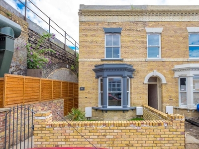 3 bedroom House for sale in Lilford Road, Camberwell SE5