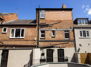 1 Bedroom Flat For Rent In 136 North Sherwood Street, Nottingham
