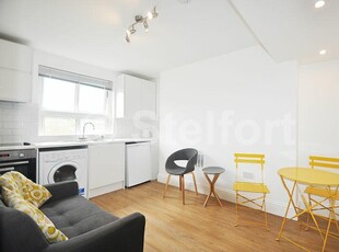 1 bedroom flat for rent in Hornsey Road, London N19