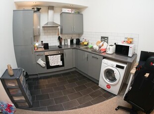 1 bedroom flat for rent in Law Russell House, 63 Vicar Lane, Bradford, West Yorkshire, BD1