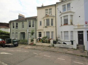 1 Bedroom Ground Floor Flat For Sale In Brighton