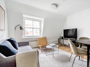 2-bedroom apartment for rent in Goodge Street