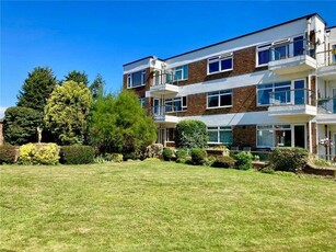2 Bedroom Apartment For Sale In Esher Road
