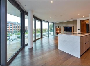 2 Bedroom Apartment For Sale In Parr's Way, London