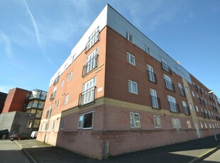 2 bedroom flat for rent in Caminada House, St Lawrence Street, Hulme, Manchester. M15 4DY, M15