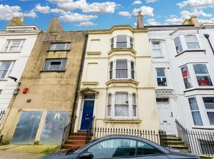 2 bedroom flat for rent in Dorset Gardens, Brighton, East Sussex, BN2