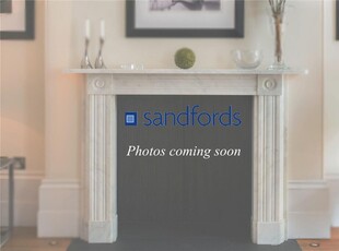 2 bedroom flat for rent in Lees Place, Mayfair, London, W1K