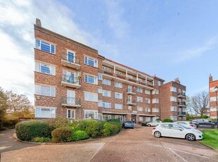 3 bedroom apartment to rent Hendon, NW4 1QN