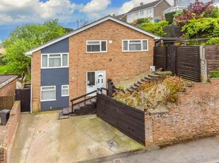 3 Bedroom Detached House For Sale In Dover