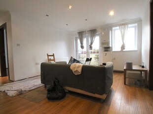 3 bedroom flat to rent Islington, N1 6RT