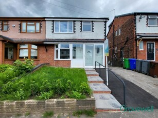 3 bedroom semi-detached house for rent in Haversham Road, Manchester, M8