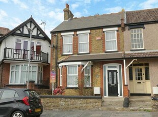 3 Bedroom Semi-detached House For Sale In Broadstairs