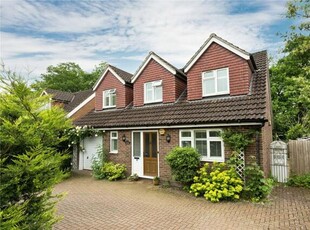4 Bedroom Detached House For Sale In Weybridge, Surrey